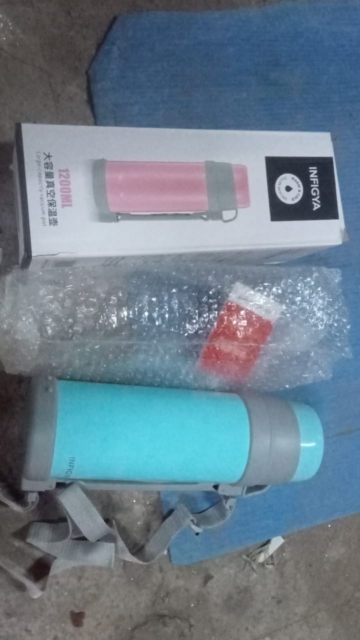 Stainless Steel Insulation Thermos, Double-Wall Vacuum Insulated Water Bottle For Travel, Outdoor Fitness Portable Travel Pot, Camping Coffee, Portable Car, Travel Keep Hot & Cold Large Capacity (1200 ML) Stainless Steel Insulation Thermos, Double-Wall Vacuum Insulated Water Bottle For Travel, Outdoor Fitness Portable Travel Pot, Camping Coffee, Portable Car, Travel Keep Hot & Cold Large Capacity (1200 ML)